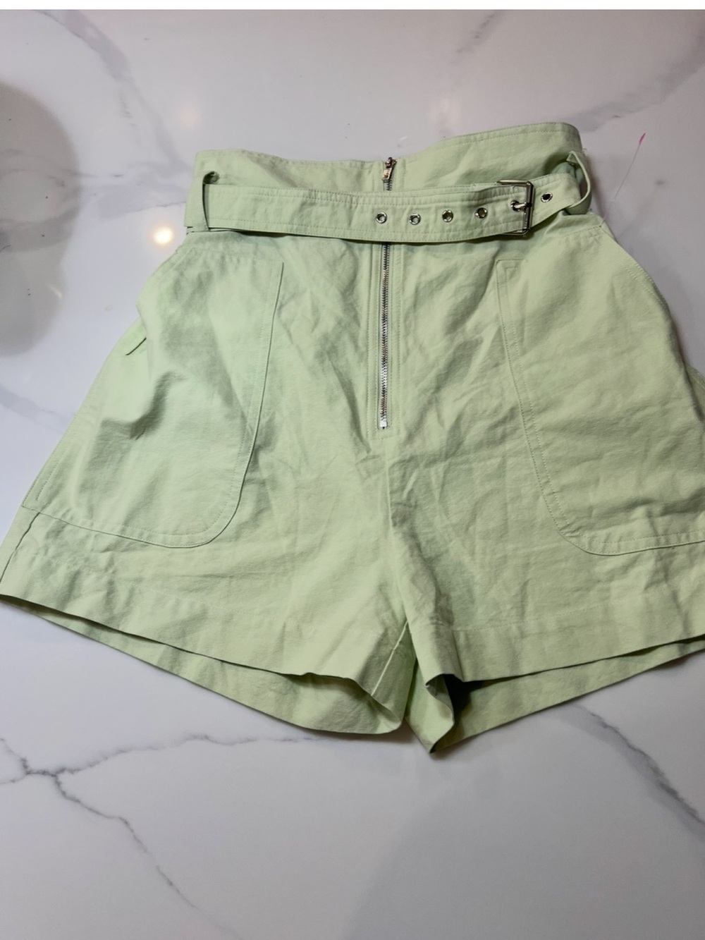New High-Waist Belted Women’s Shorts in Light Green. Size Sm